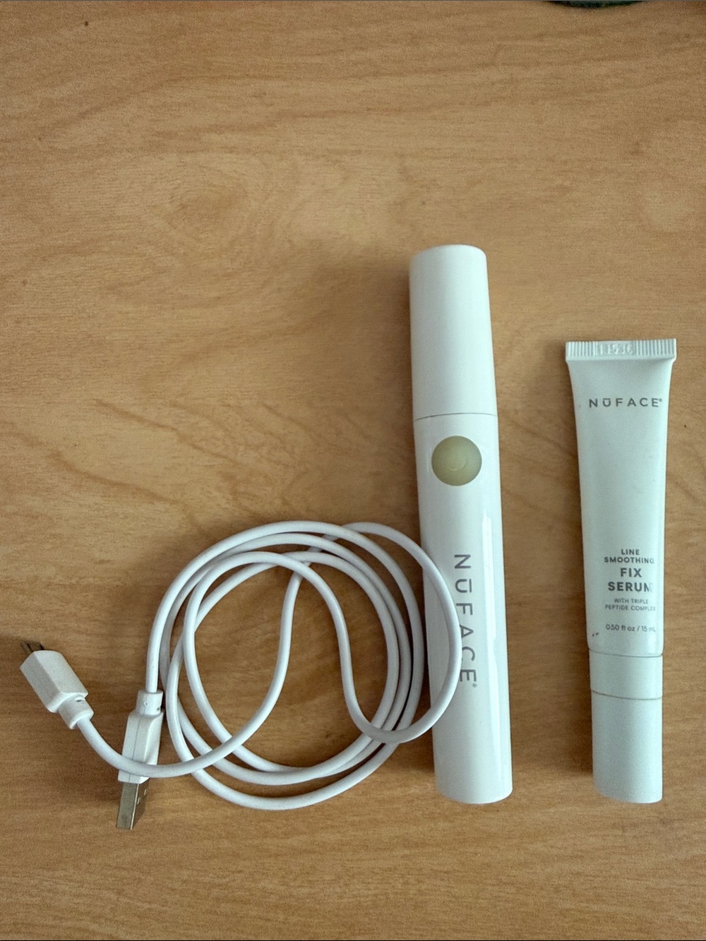NuFACE FIX Microwand & Fix Serum (charger included)
